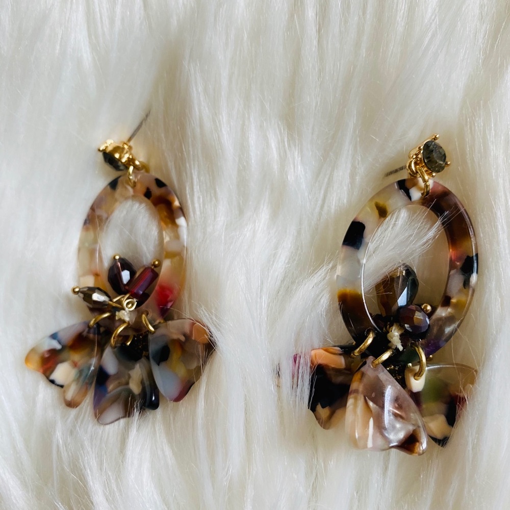 Multi-tone Earrings - Picture 2 of 3